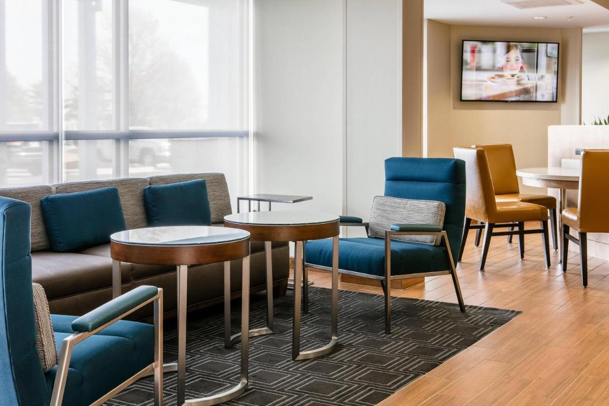 TownePlace Suites by Marriott Kansas City Airport - Housity