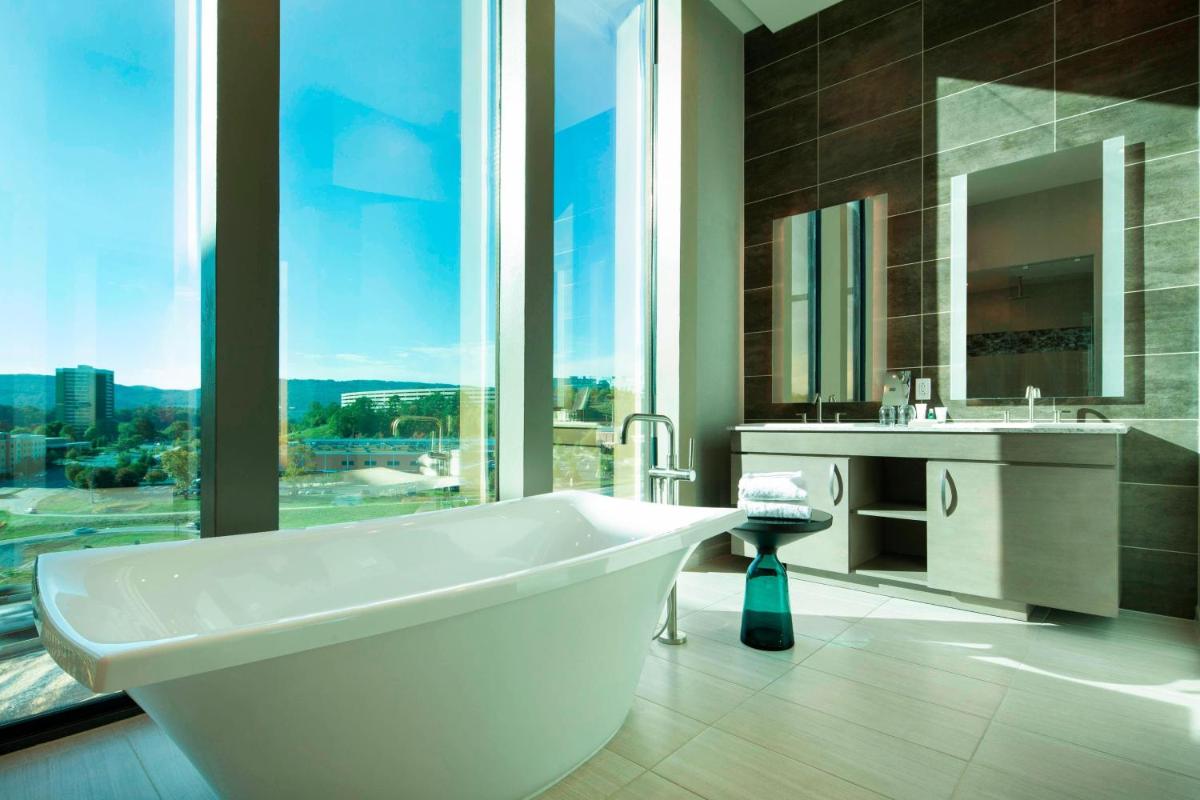 The Westin Chattanooga - Housity