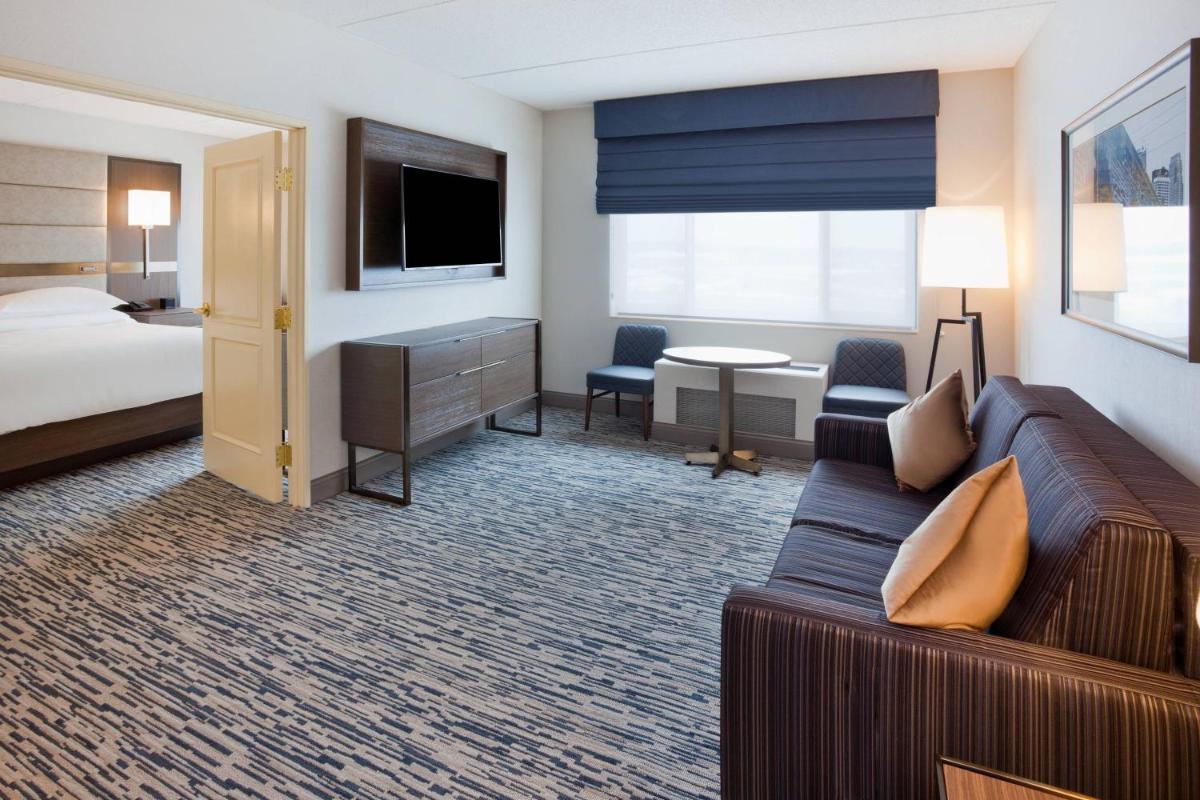 Sheraton St Paul Woodbury Hotel - Housity