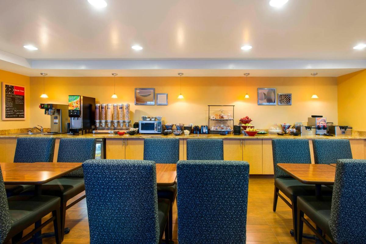 TownePlace Suites by Marriott Kansas City Overland Park - Housity