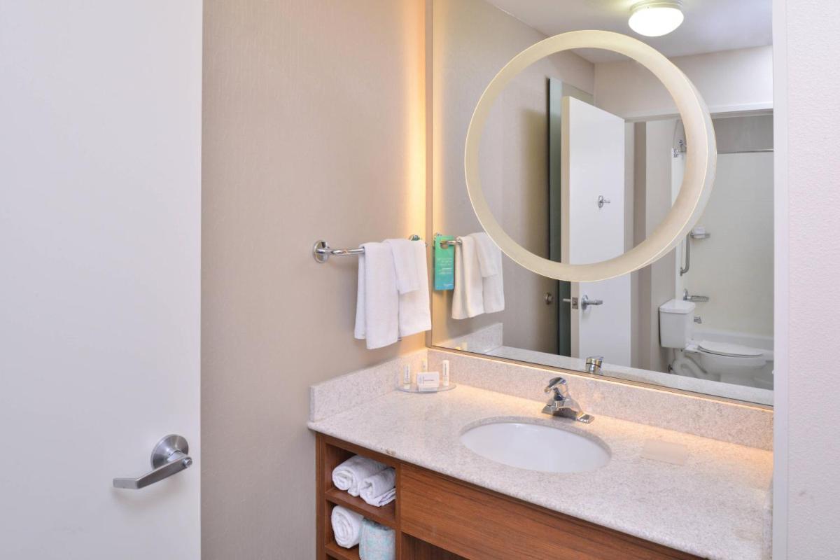 SpringHill Suites Las Vegas Henderson - Housity