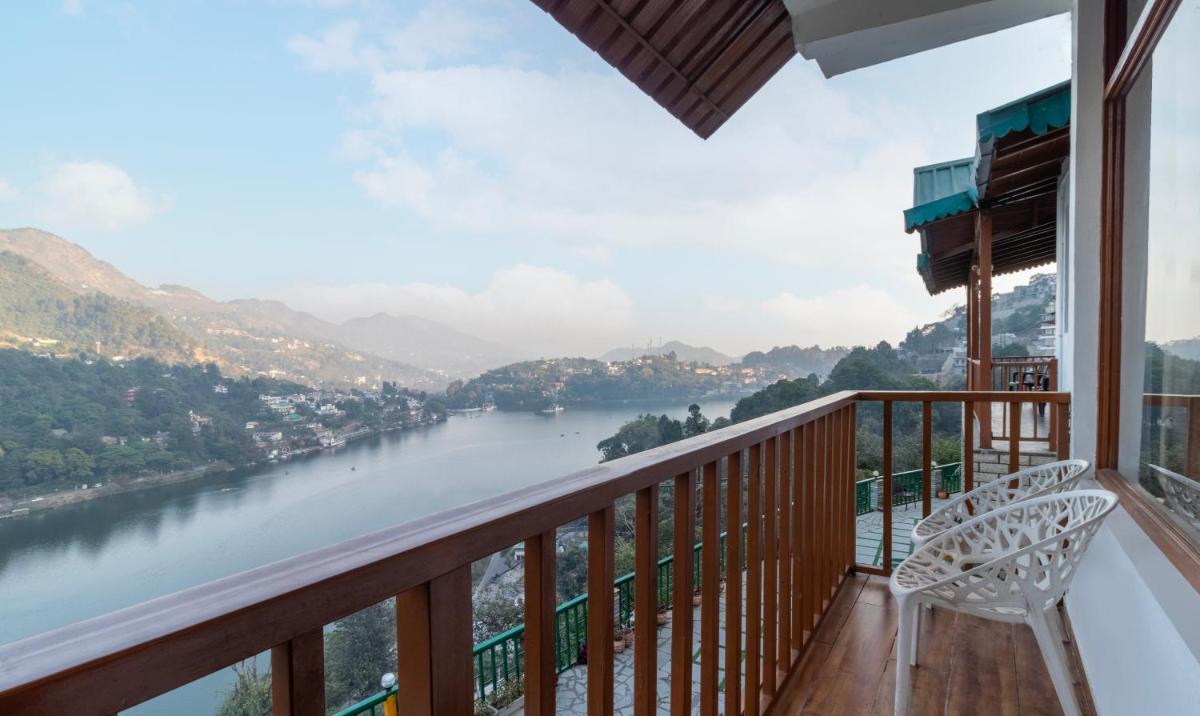 Treebo Vista Lago With Lake View - Housity