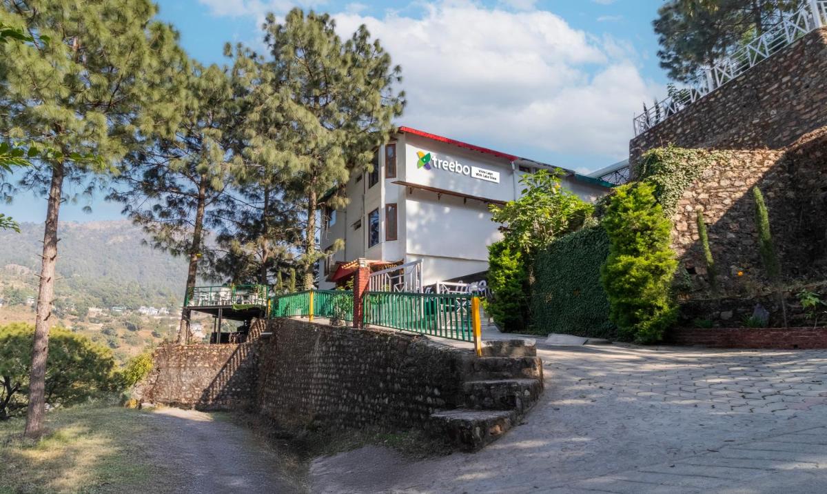 Treebo Vista Lago With Lake View - Housity