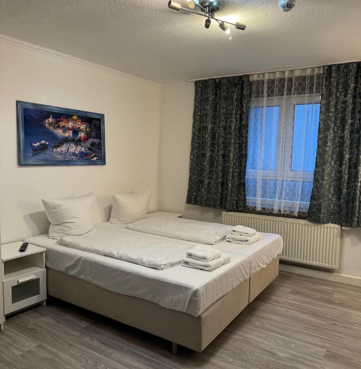 Hotel-Pension Alt-Heidenberg - Housity