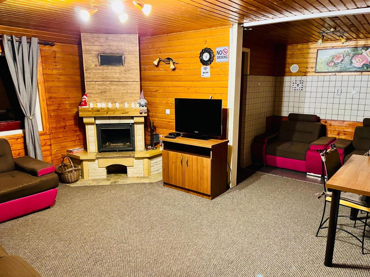 Charming Home by Feleacu - Housity