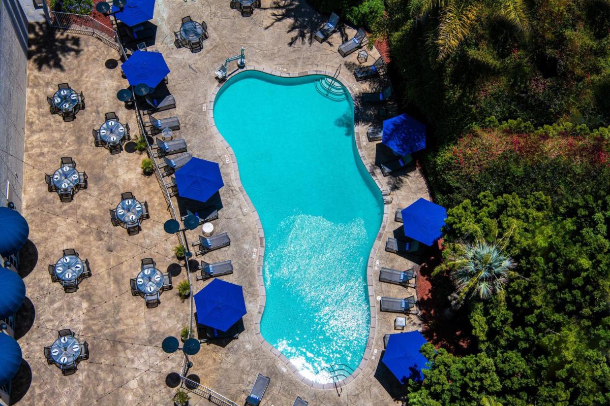 Sheraton Mission Valley San Diego Hotel - Housity