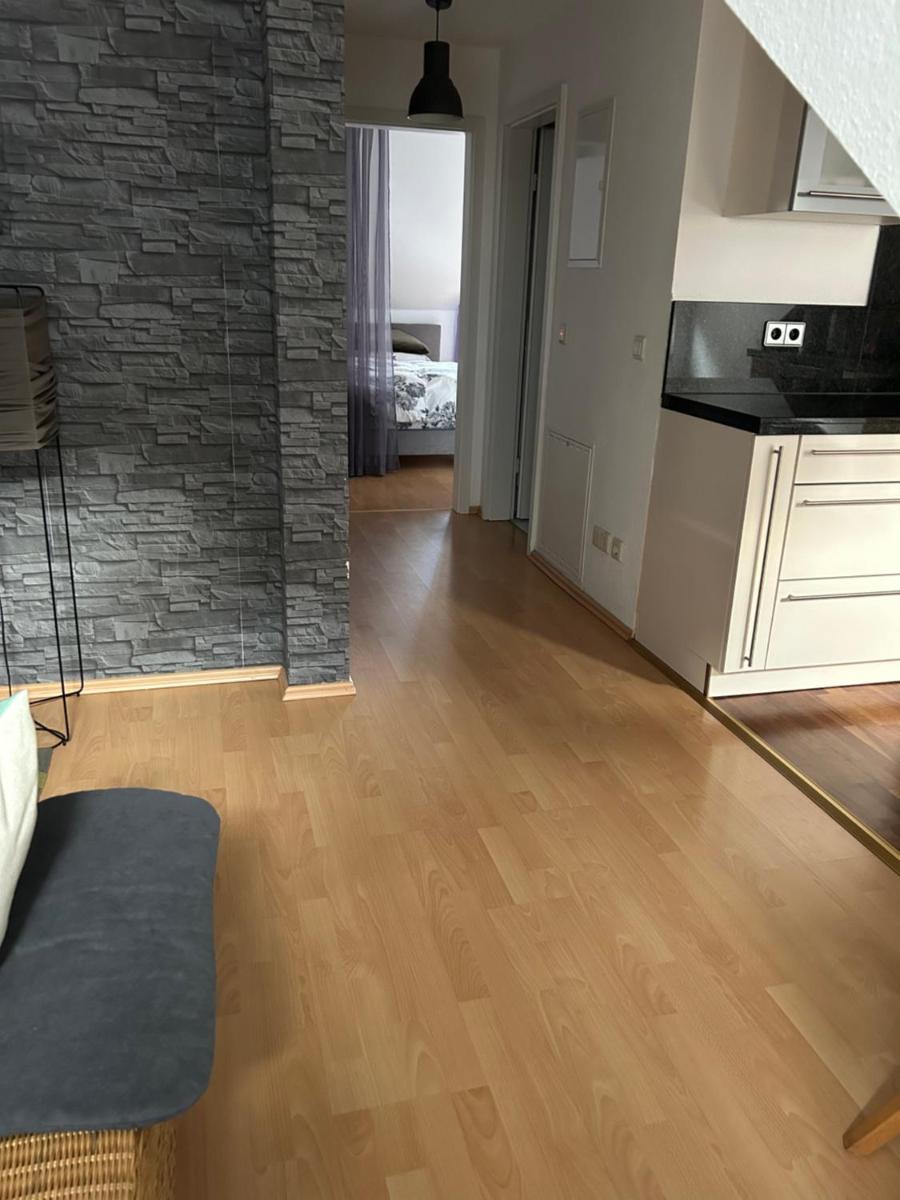 Fewo an der Saale, 5 min bis Zentrum - Housity