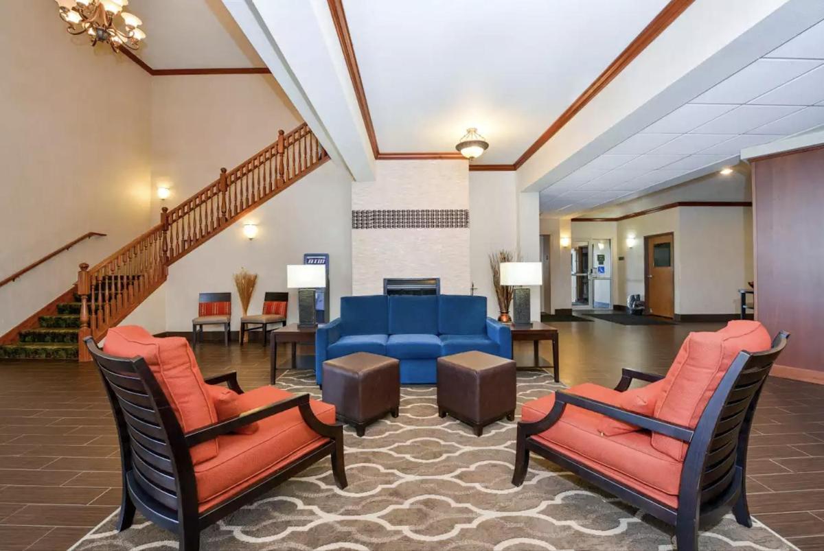 Comfort Inn & Suites Madison North - Housity