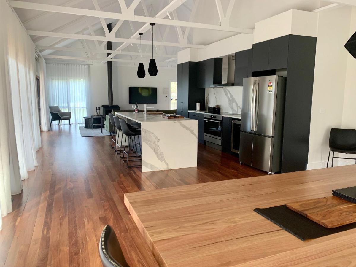 Yering Gorge Cottages - Housity