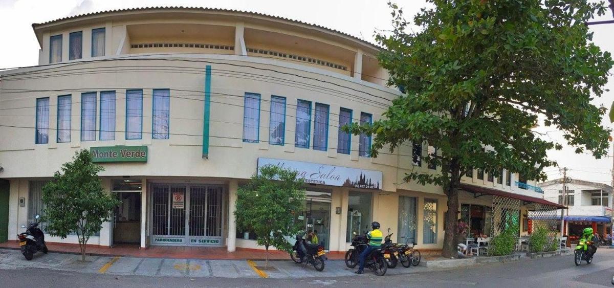 Monteverde Hotel - Housity