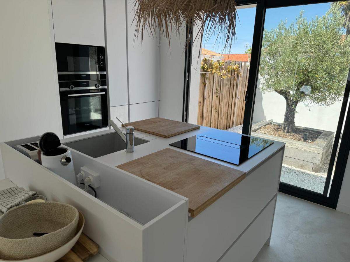 Villa Miha (New house Saint Martin de Ré) - Housity