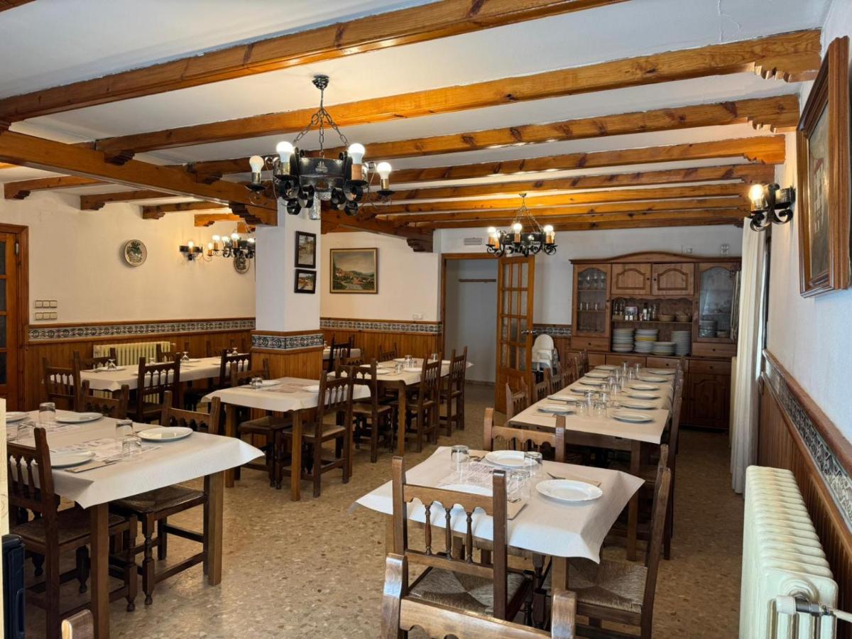 El Refugio Valdelinares Gastro Hostal - Housity