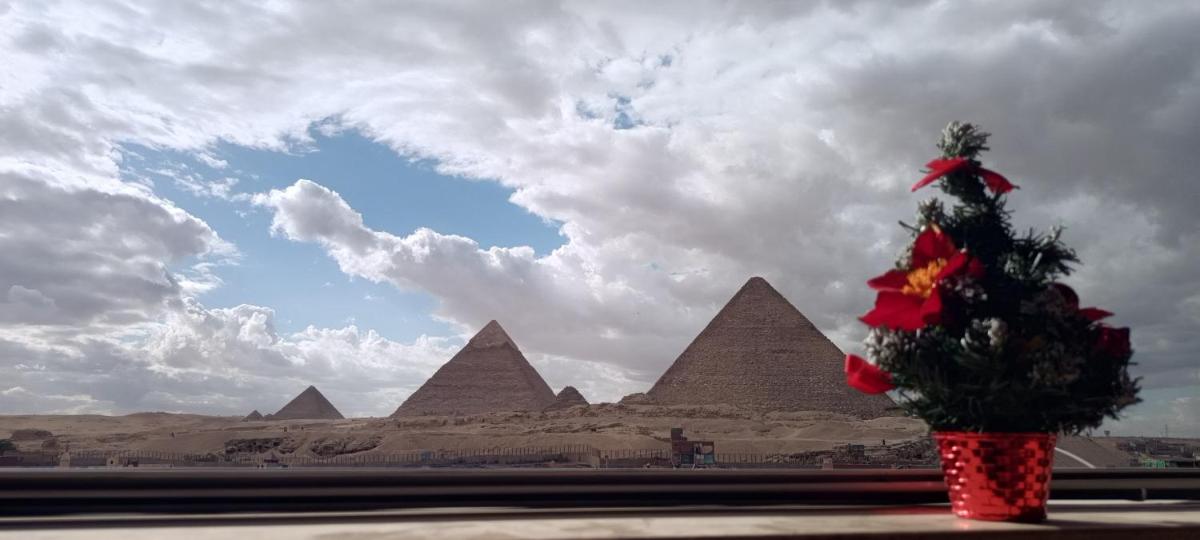 the lotus pyramids view - Housity