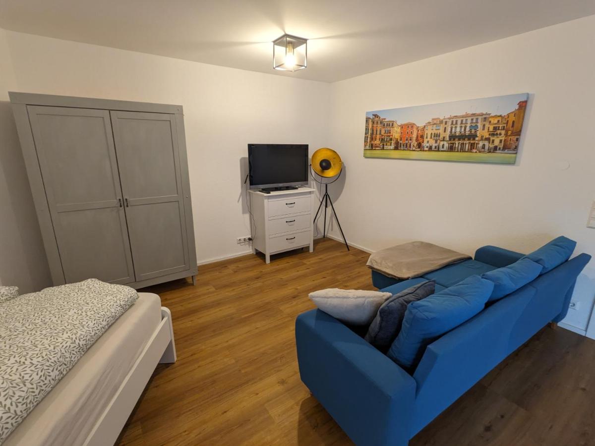 Modernes 1- Zimmer- Apartment am Fuße des Hohenstaufen - Housity