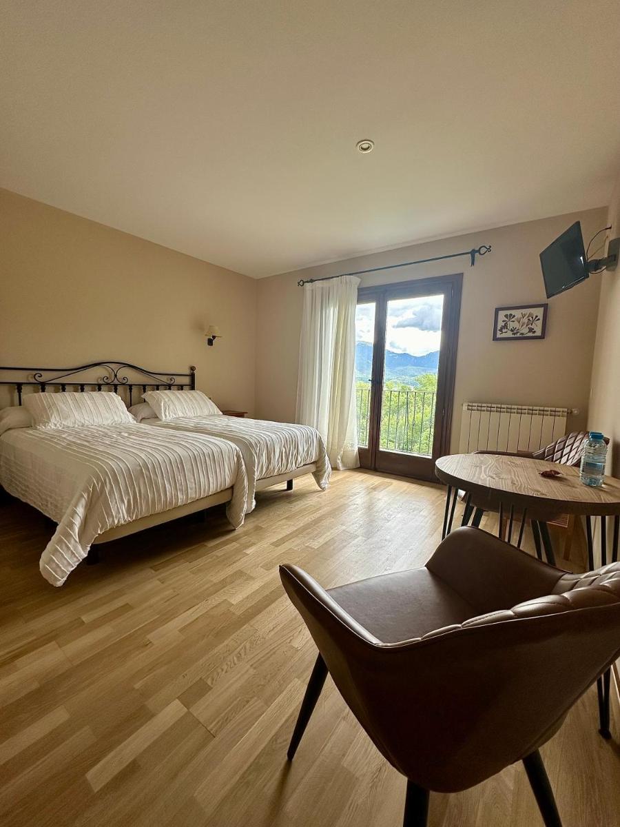 Hotel Cal Martri - Housity