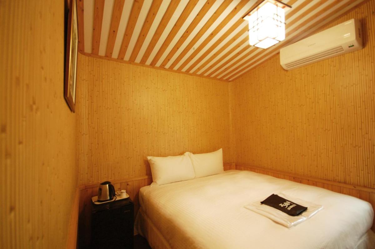 Hananoi Bed and Breakfast - Housity