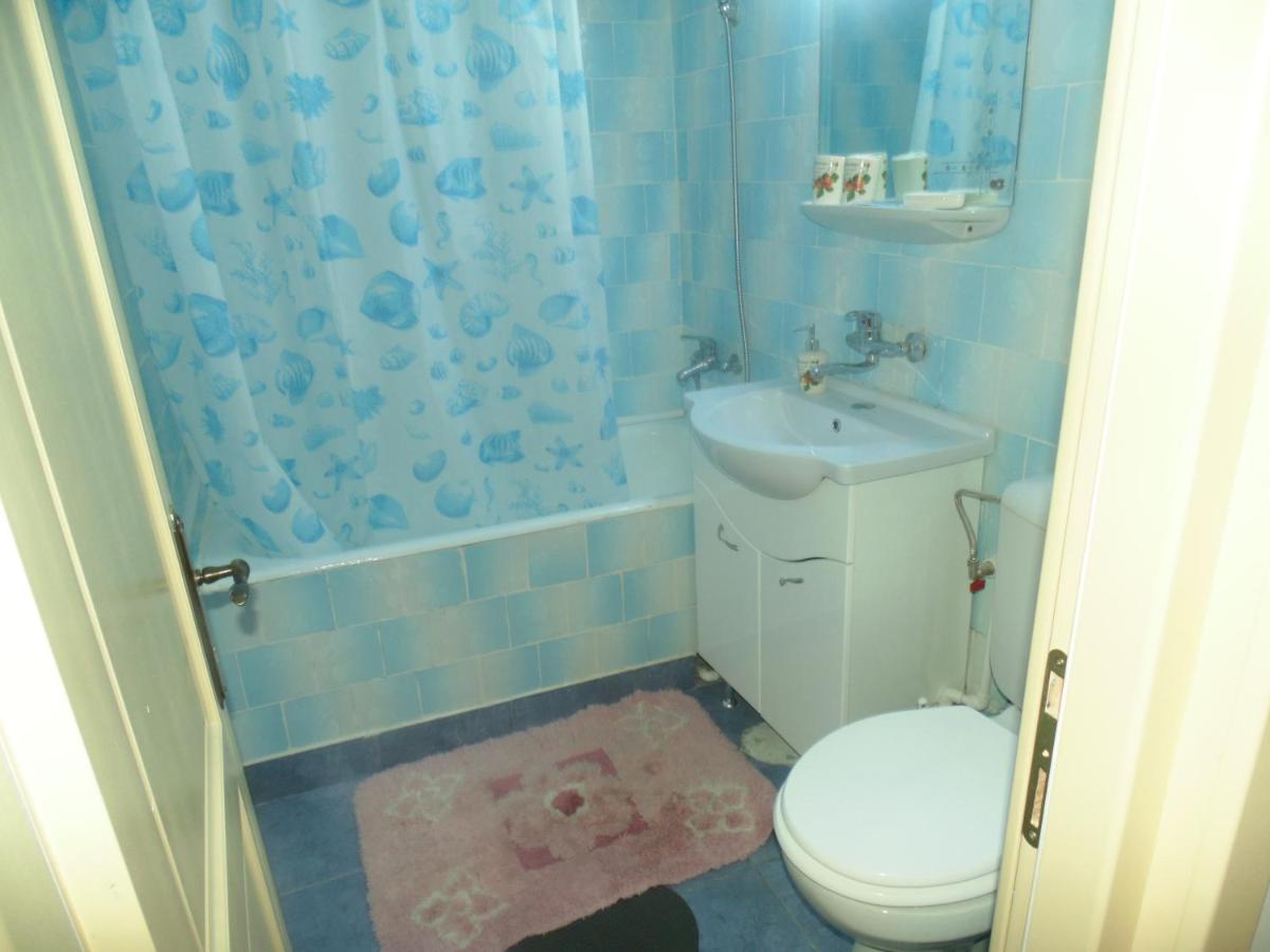 Lary apartament - Housity