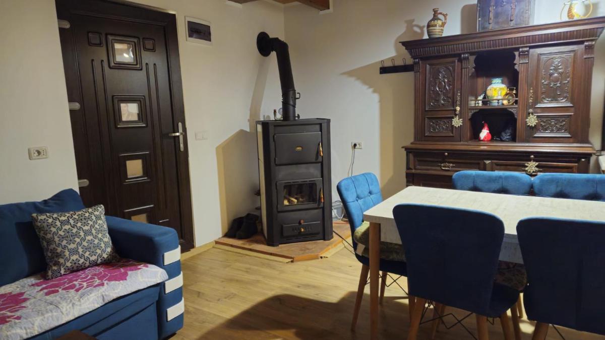 Casuta de lemn - Housity
