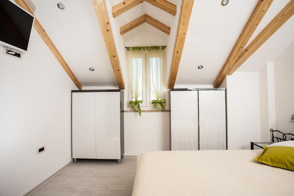 Suitetrails - Apartments & Room Kartolina