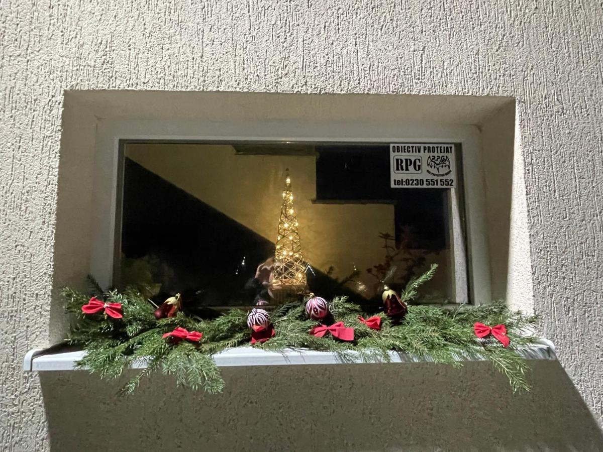 Cazare apartamente LAVI-TOUR Tg Neamț - Housity
