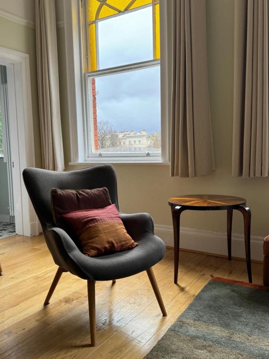 Airy Apartment Sefton Park - Housity