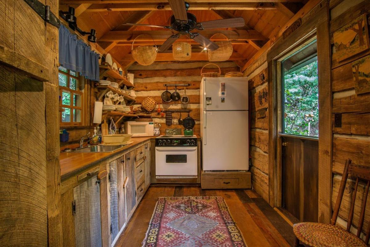 Aunt Babbies Cabin - Housity