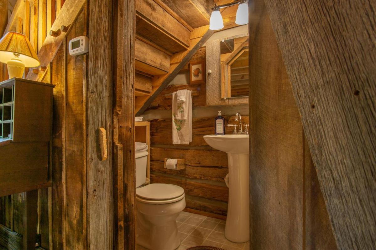 Aunt Babbies Cabin - Housity