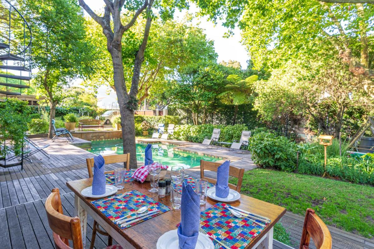 Hedge House Guest House - Housity