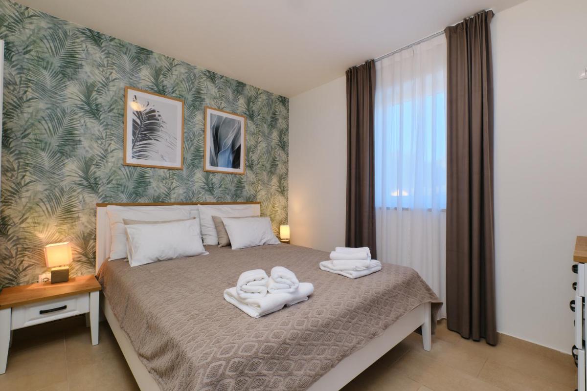 Apartments Divna - Housity