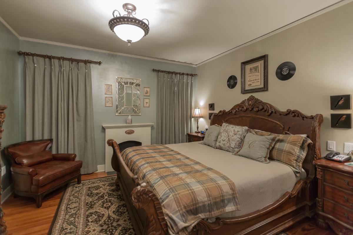 The Campbell Hotel - Housity
