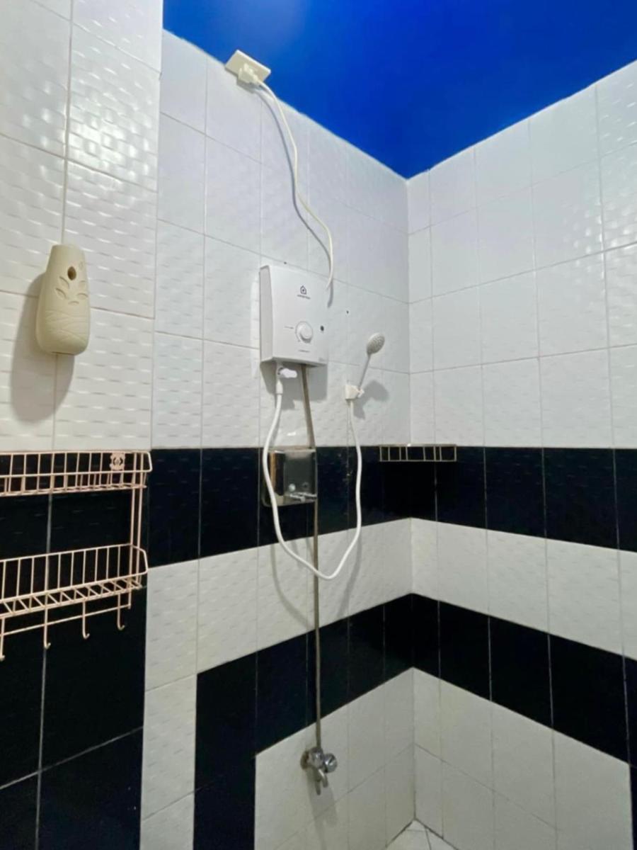 Whiteplace Transient House - Housity