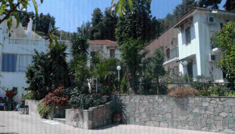 Hotel Orama - Housity
