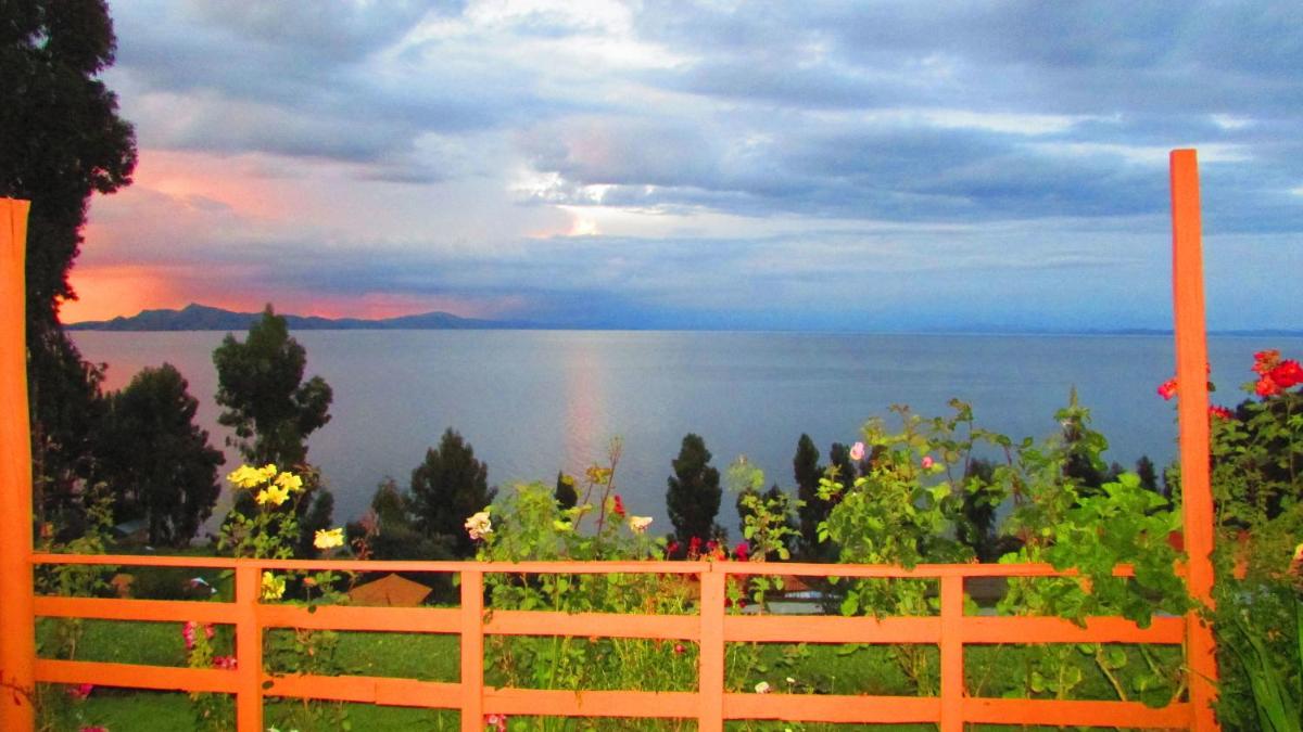 Titicaca Chaska Wasi Amantani - Housity