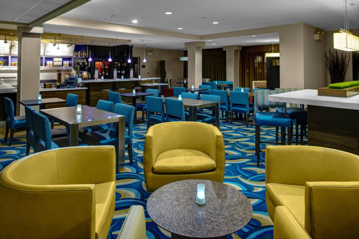 Courtyard by Marriott Riverfront New Bern - Housity