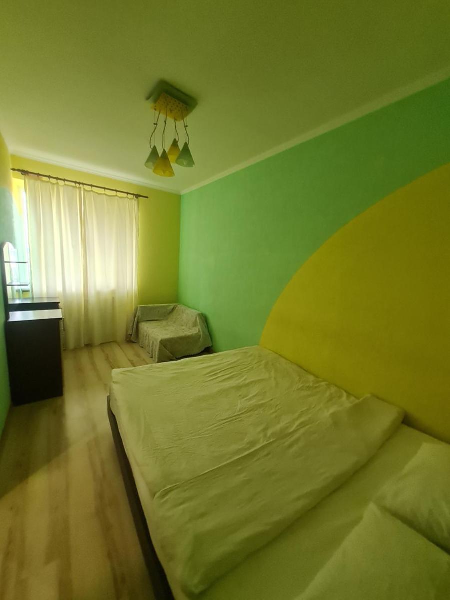 Apartment on Kravchuka 11b - Hizvo