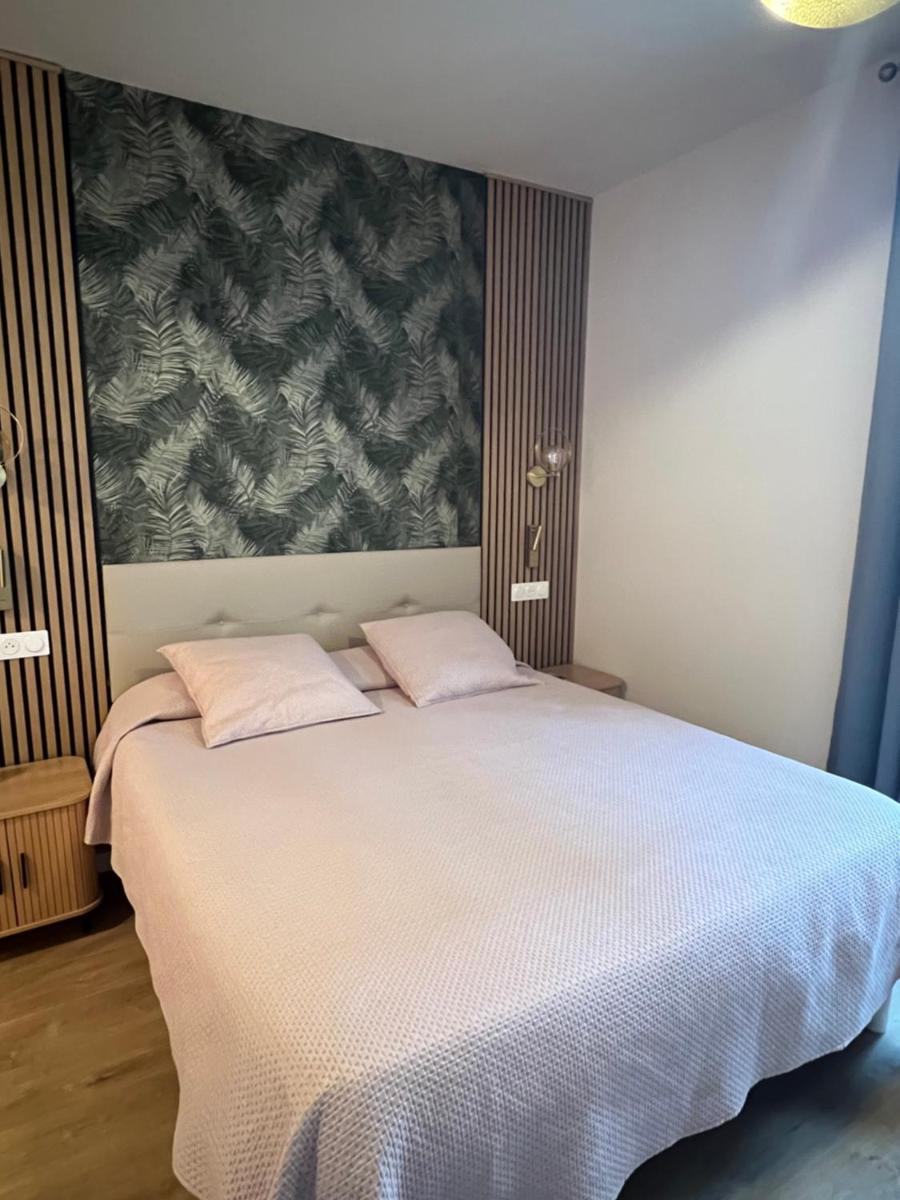 Hotel Restaurant Les Paquebots - Housity