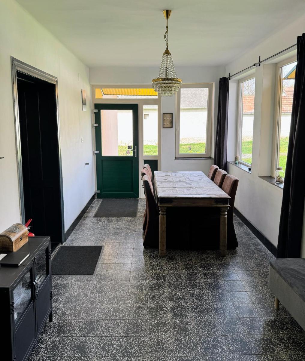 Vakantiehuis Vendégház Sylvatica - Housity