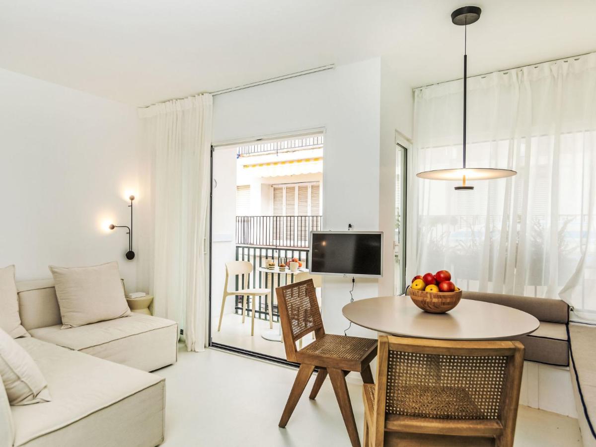 Apartment Llafranc Beach by Interhome - Housity