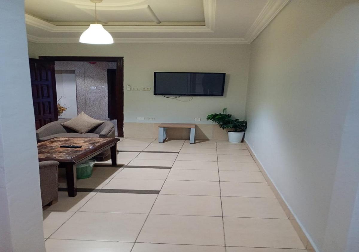 Fndq Sl Lhmr - Housity