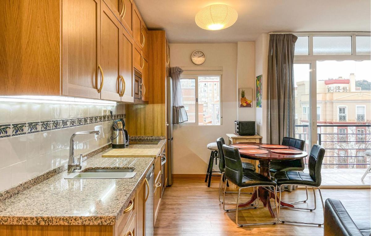 Beautiful Apartment In Málaga With Wifi - Housity