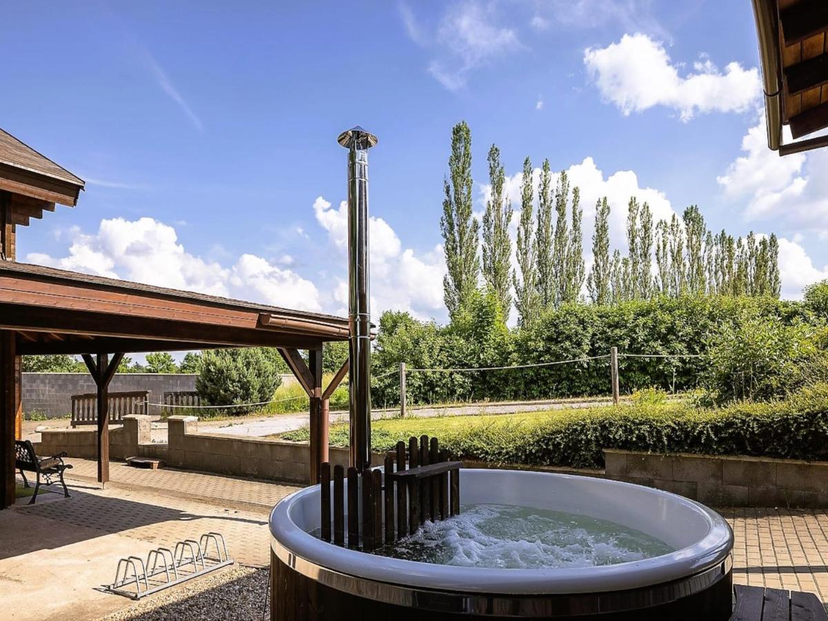 Dolni Branna KDK11208 - Housity