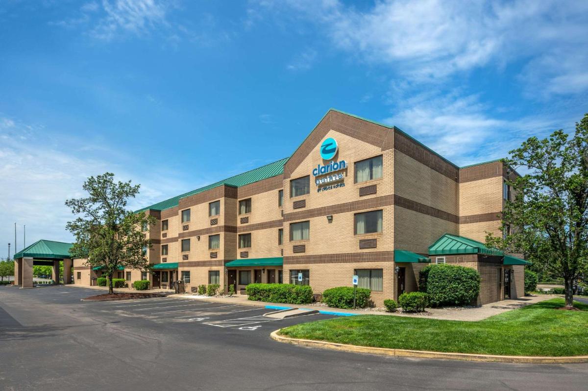 Clarion Pointe Louisville East - Housity