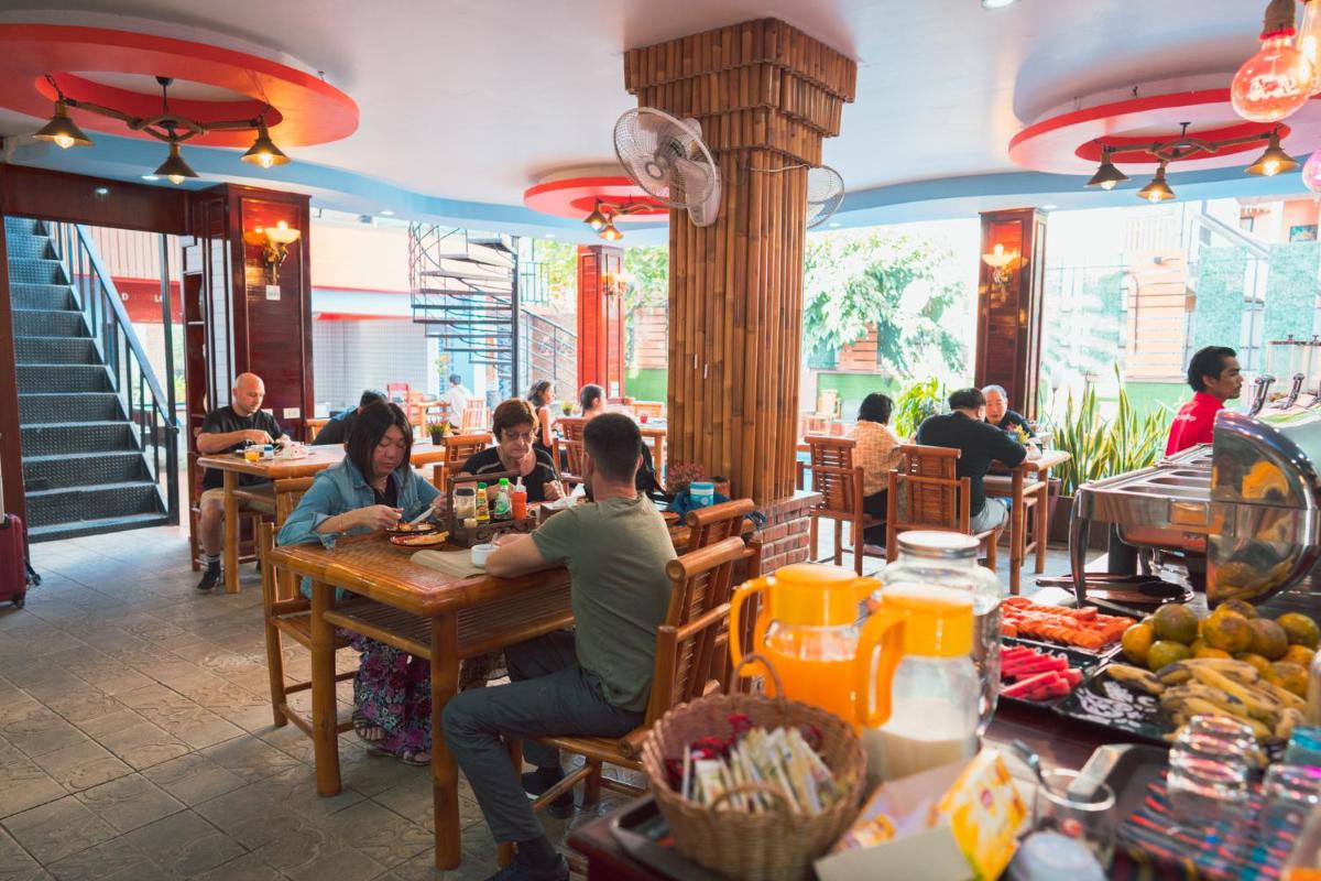Vientiane Ruby Riverside Hotel - Housity