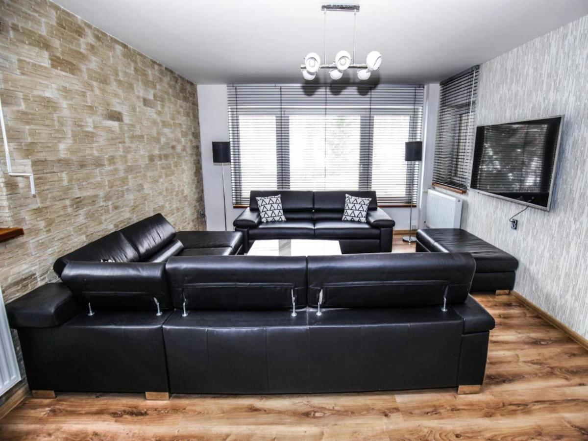 Villa in Moravia with hot tub - Housity