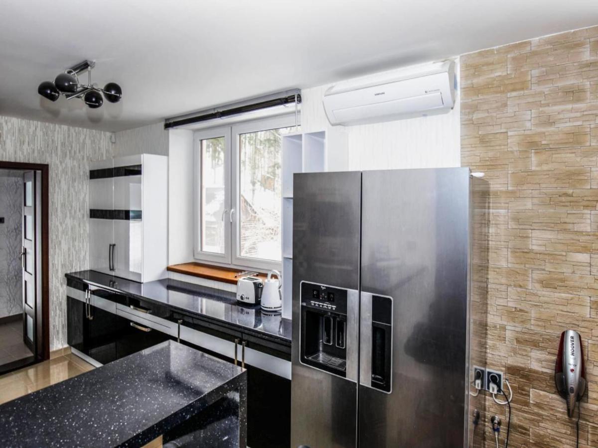 Villa in Moravia with hot tub - Housity