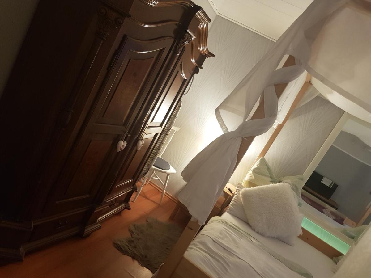 Privatzimmer Neu-Isenburg - Housity