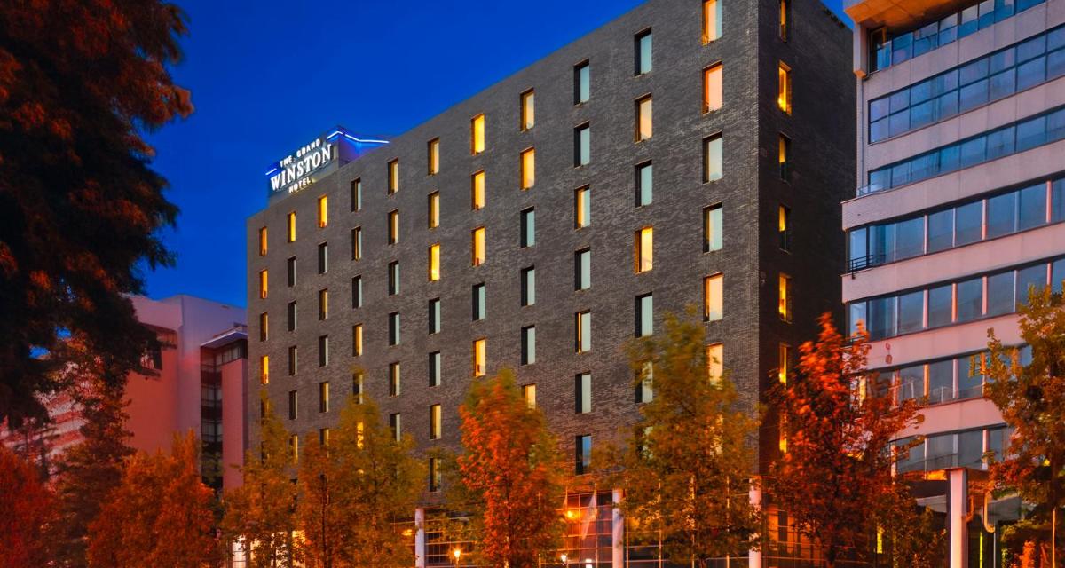PLAZA Premium Grand Winston - Housity
