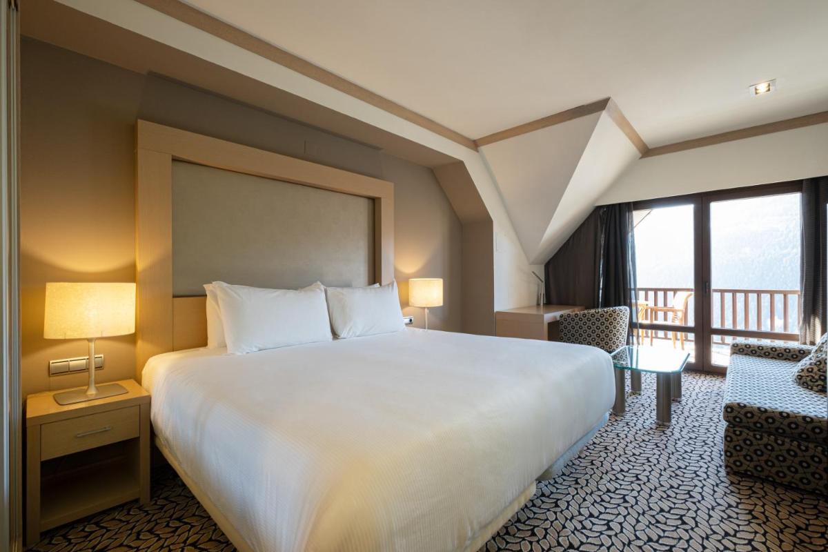 Cama o camas de una habitación en Eurostars Royal Tanau