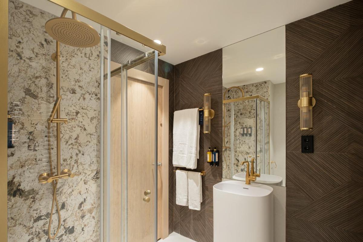 Un baño de Eurostars Royal Tanau