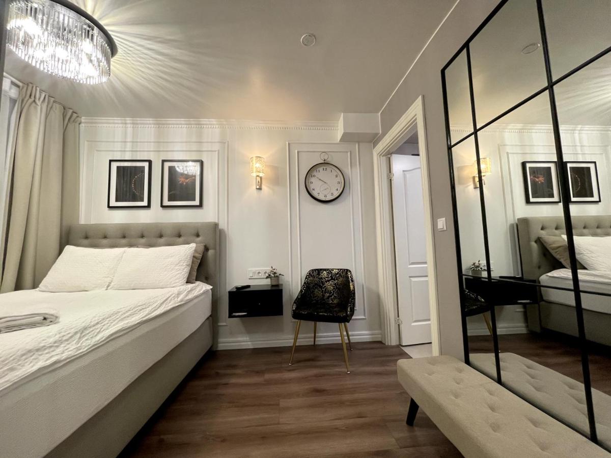 Greenkey Studio H17 - Housity